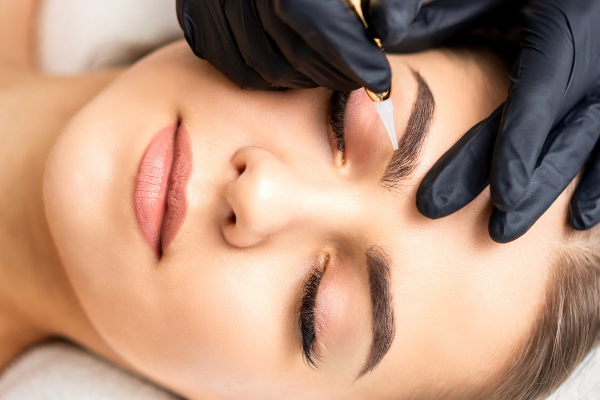 Permanent makeup on female eyebrows